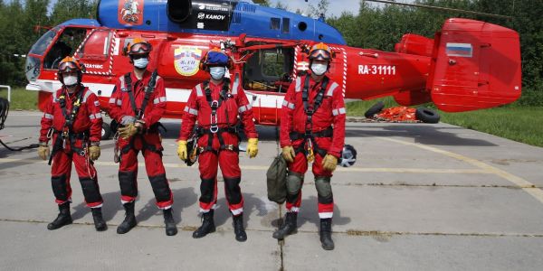 Спасатели Московского авиационного центра осваивают новую технику